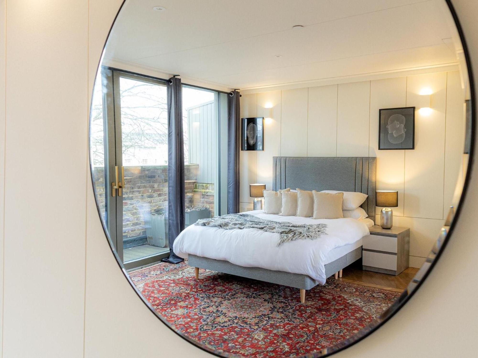Modern Deluxe Five Bedroom House Near Chalk Farm Station By Belvilla Λονδίνο Εξωτερικό φωτογραφία