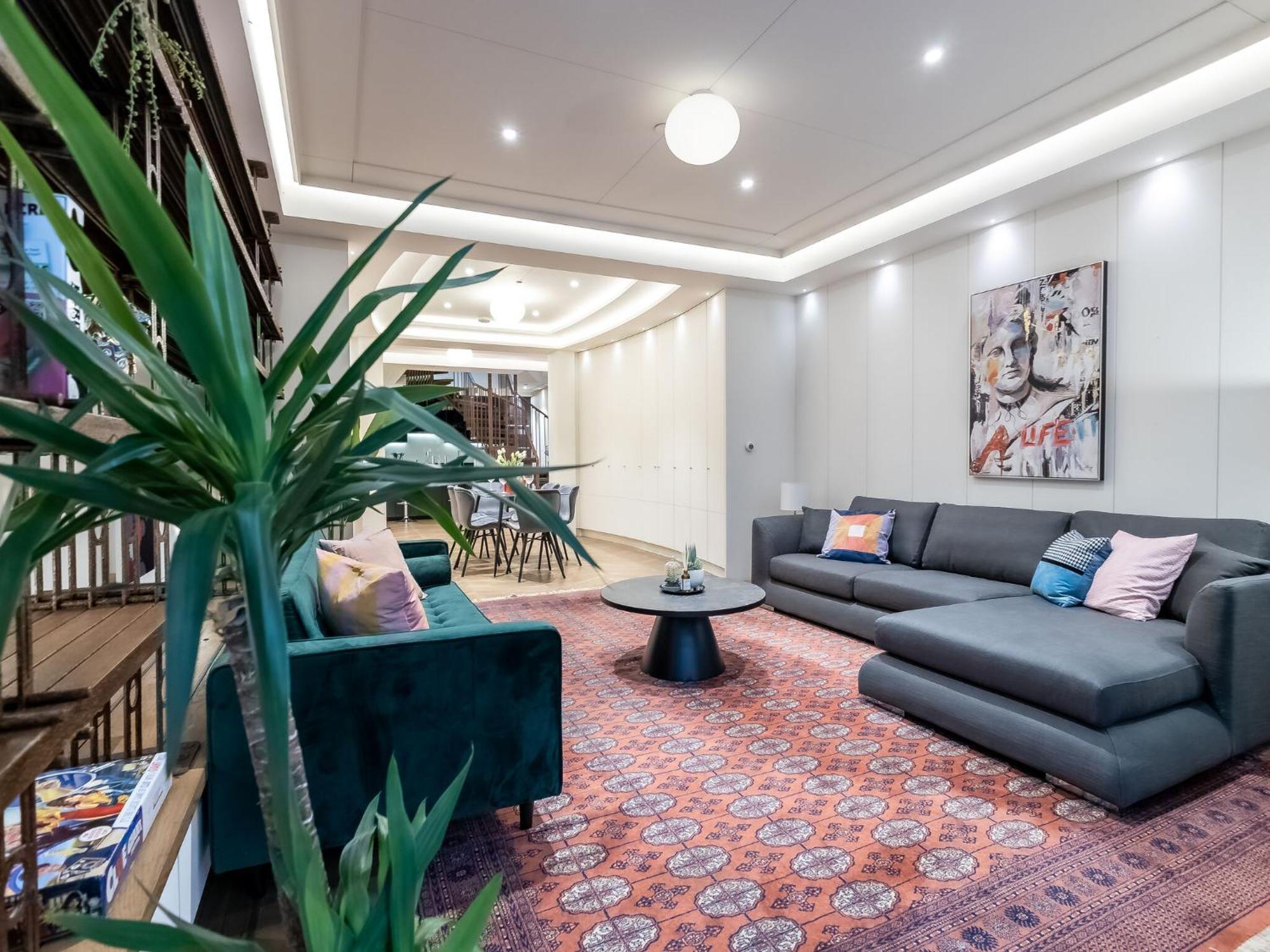 Modern Deluxe Five Bedroom House Near Chalk Farm Station By Belvilla Λονδίνο Εξωτερικό φωτογραφία